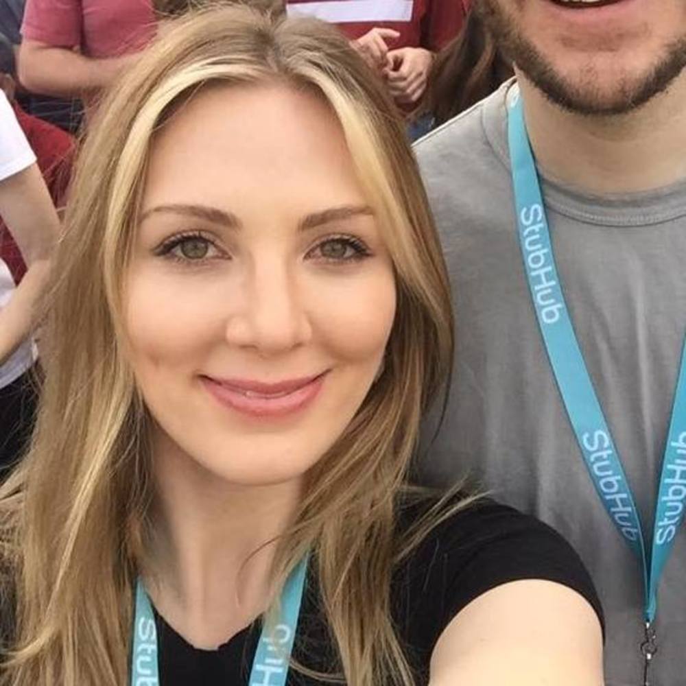 Meet your Posher, Lauren